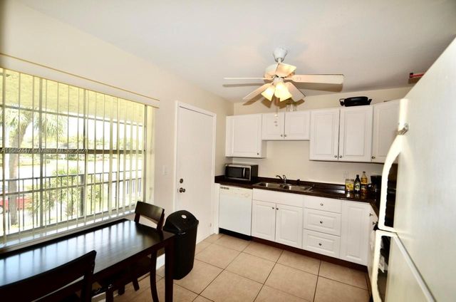 $2,350 | 8900 West Sample Road, Unit 204 | Village Green