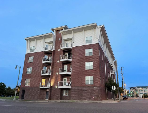 $1,950 | 426 North Front Street, Unit 403 | Pinch District