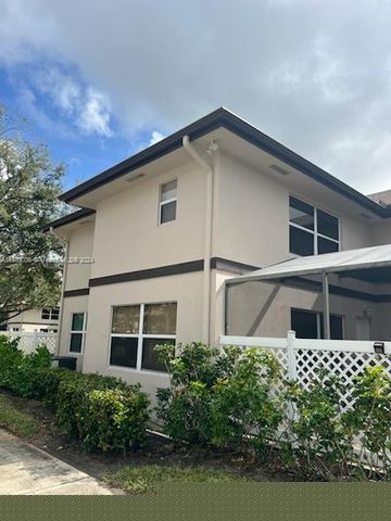 $315,000 | 5 Amherst Court, Unit D | Royal Palm Beach