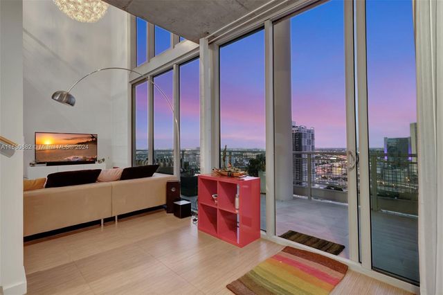 $649,500 | 690 Southwest 1st Court, Unit 3113 | Brickell