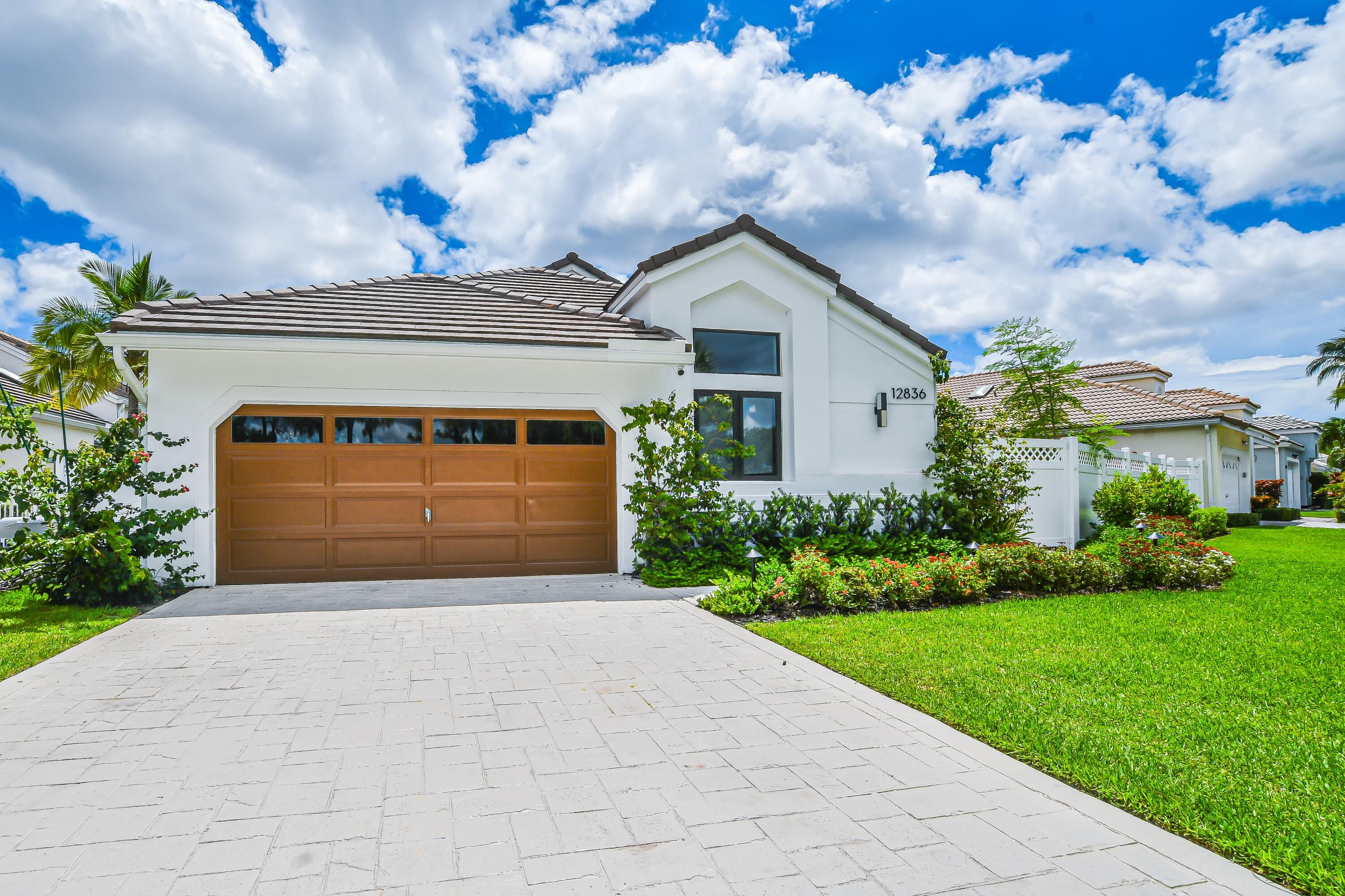 a front view of house with yard