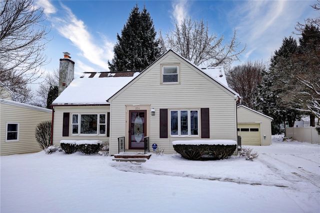 $249,900 | 231 East Hickory Street | East Rochester Village