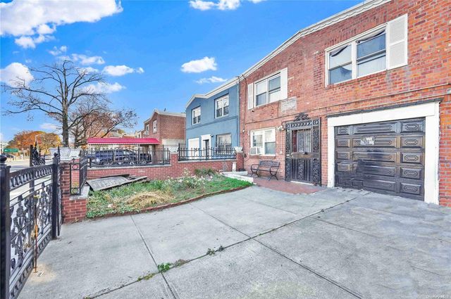 $918,000 | 93-12 Ditmars Boulevard | Jackson Heights