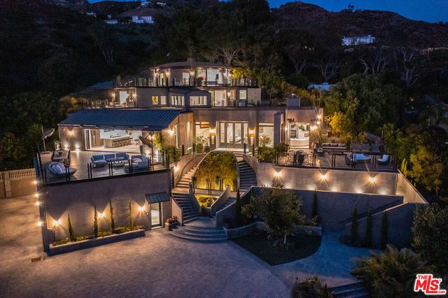 $29,500,000 | 31555 Pacific Coast Highway | Malibu Land Side