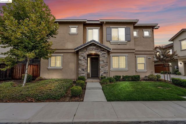 $3,300 | 396 Baja Court | Brentwood