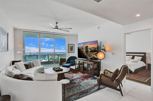 $6,500 | 900 Biscayne Boulevard, Unit 5602 | 900 Biscayne Bay