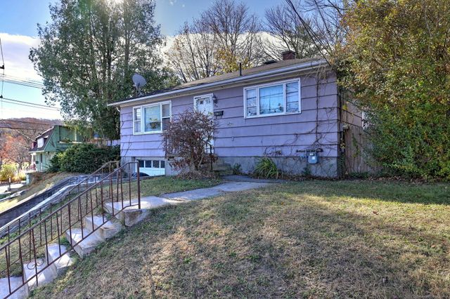 $219,000 | 854 Hamilton Avenue | Washington Hill