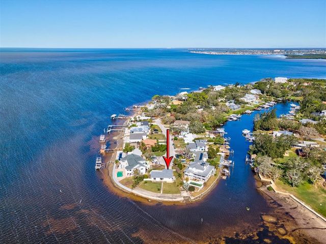 $725,000 | 1904 Gulfview Drive