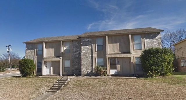 $1,250 | 3801-3807 Coates Circle, Unit 3805 | Benbrook