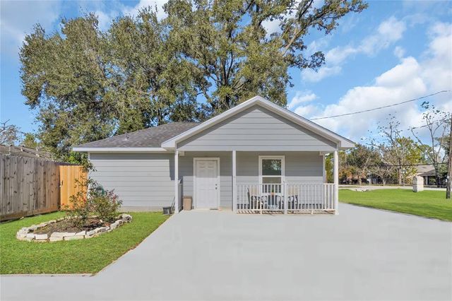 $950 | 14319 Henry Road | Aldine Gardens