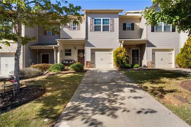 $315,000 | 553 Oakside Place | Ridge Mill