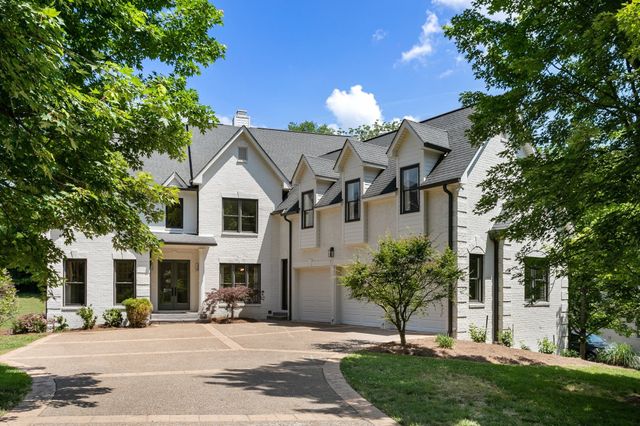 $2,100,000 | 428 Sandcastle Road