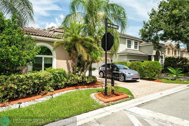 $643,000 | 1104 Northwest 116th Avenue | Coral Springs