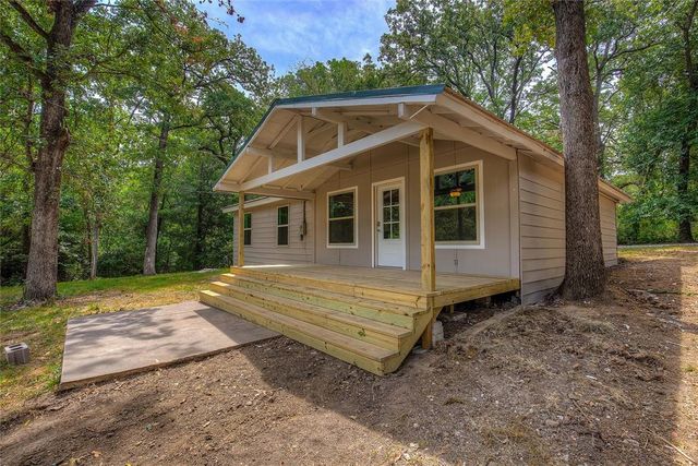 $1,900 | 2841 Honey Bee Lane