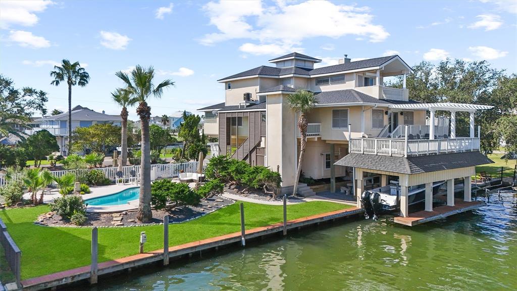 a view of a house with pool