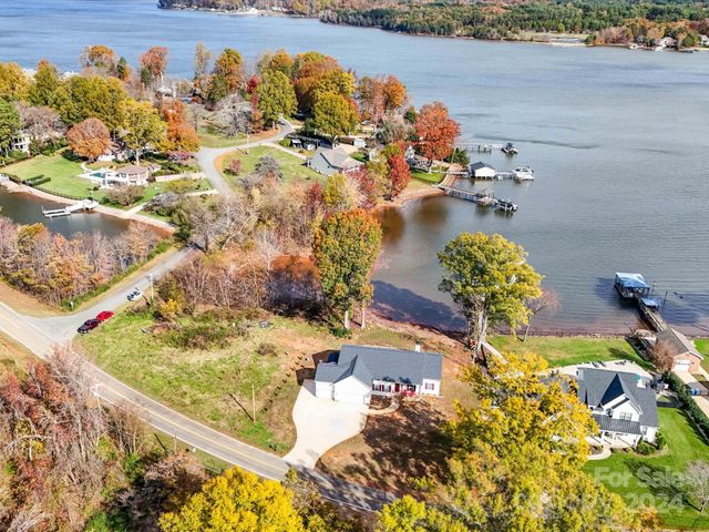 $1,200,000 | 4980 Kiser Island Road | Lake Norman of Catawba