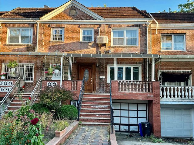 $1,150,000 | 105-36 65th Road | Forest Hills