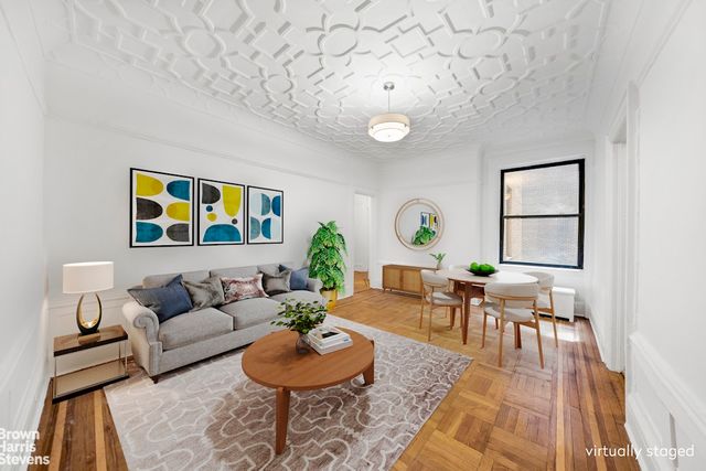 $495,000 | 200 West 54th Street, Unit 2A | Theater District