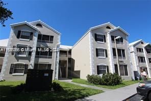 $1,750 | 2890 North Oakland Forest Drive, Unit 109 | Oakland Forest