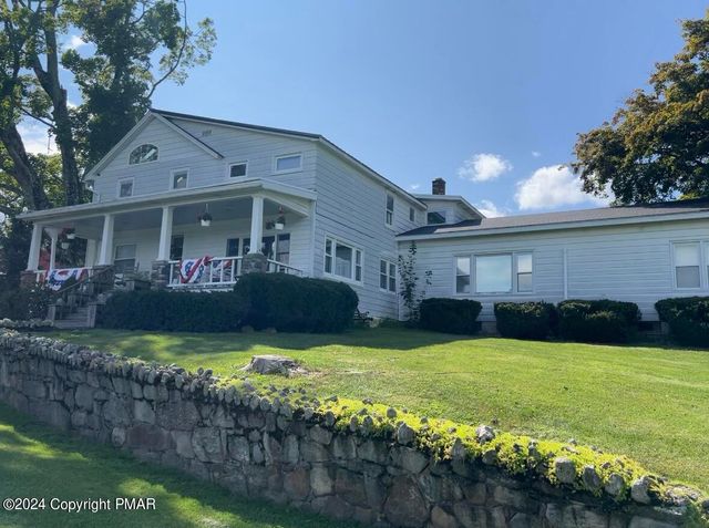 $950,000 | Restricted Address | Chestnuthill Township - Monroe County