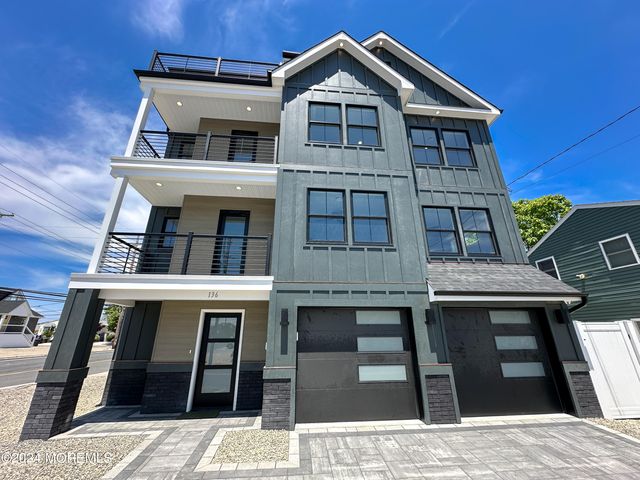 $1,650,000 | 136 Kathryn Street | Dover Beaches North