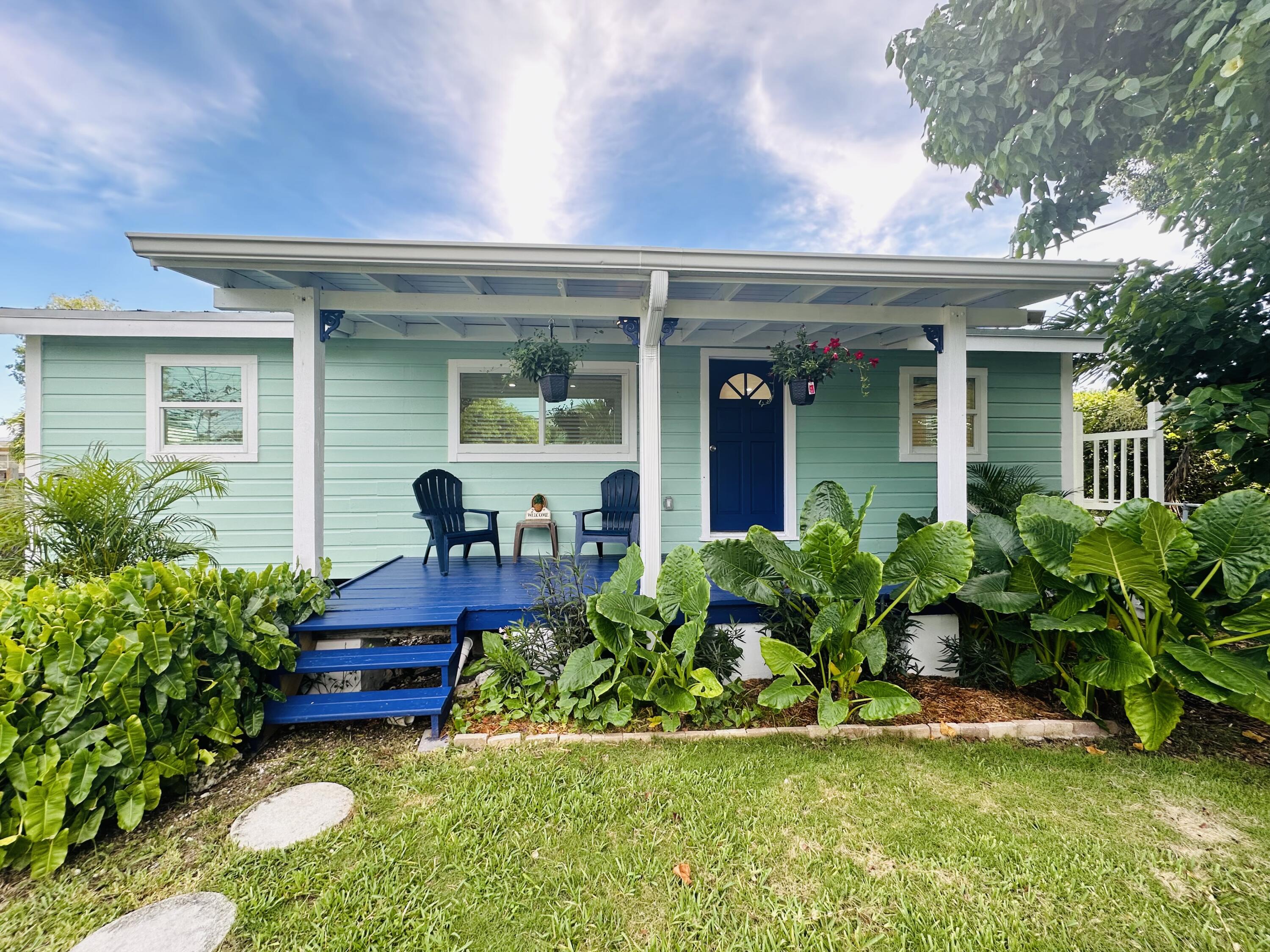 Charming Conch Cottage