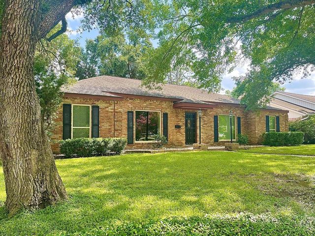 $3,200 | 10003 Briar Forest Drive | Briargrove Park