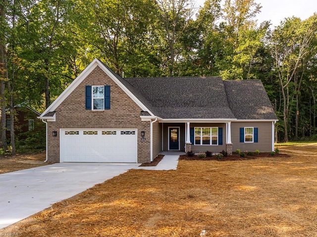 $397,400 | 2074 Burch Bridge Road | Glen Raven