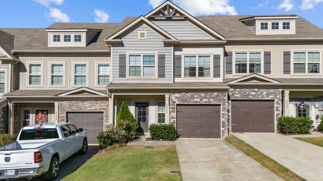 $379,900 | 2026 Abbingdon Way | The Townhomes of Hickory Hills