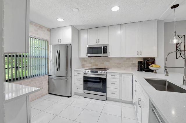 $360,000 | 21698 Cypress Road, Unit 44A | Boca Lago