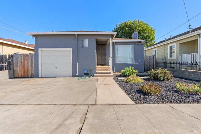 $559,000 | 332 South 19th Street | Coronado