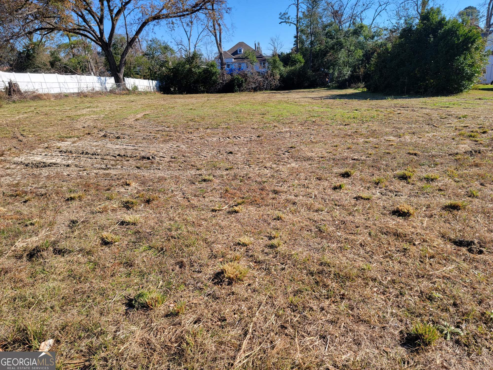 a view of an outdoor space and a yard