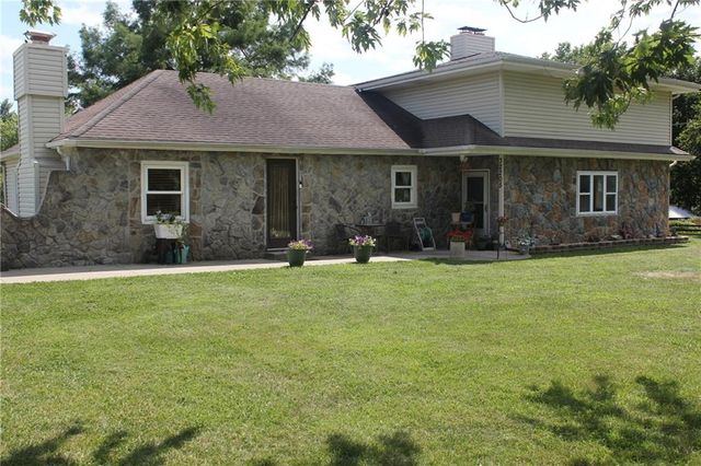 $375,000 | 32205 East 164th Street | Polk Township - Cass County