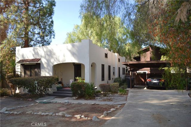 $2,295,000 | 1113 North Yale Avenue | The Claremont Colleges