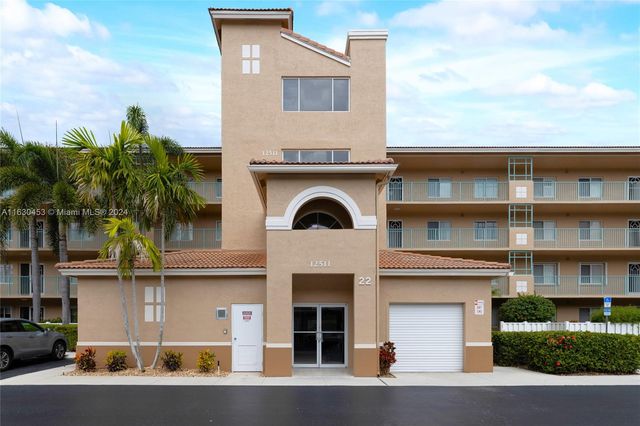 $389,000 | 12511 Imperial Isle Drive, Unit 308