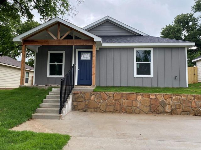 $1,395 | 422 East Shepherd Street | Denison