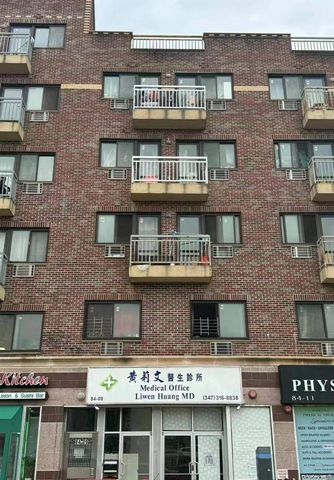 $605,000 | 84-09 Queens Boulevard, Unit 4B | Elmhurst