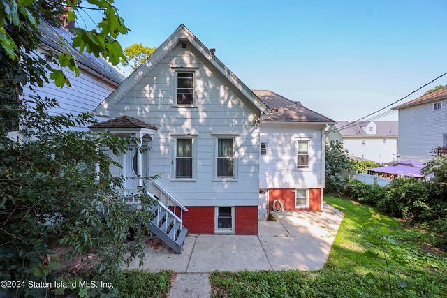 $790,000 | 19 Wandel Avenue | Grymes Hill