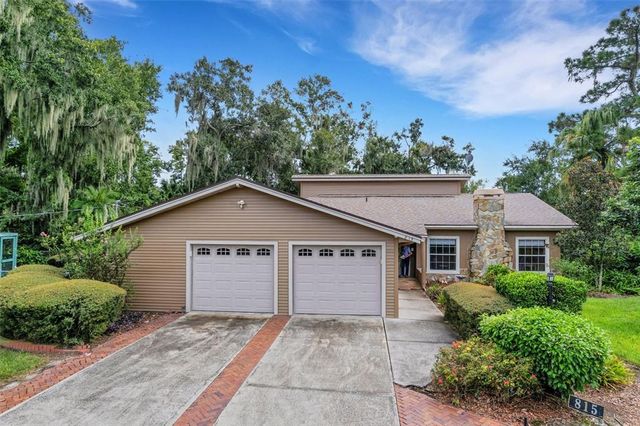 $649,900 | 815 Lake Cove Point | Lakeland Highlands