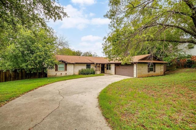 $2,100 | 3804 Twilight Drive South | Benbrook