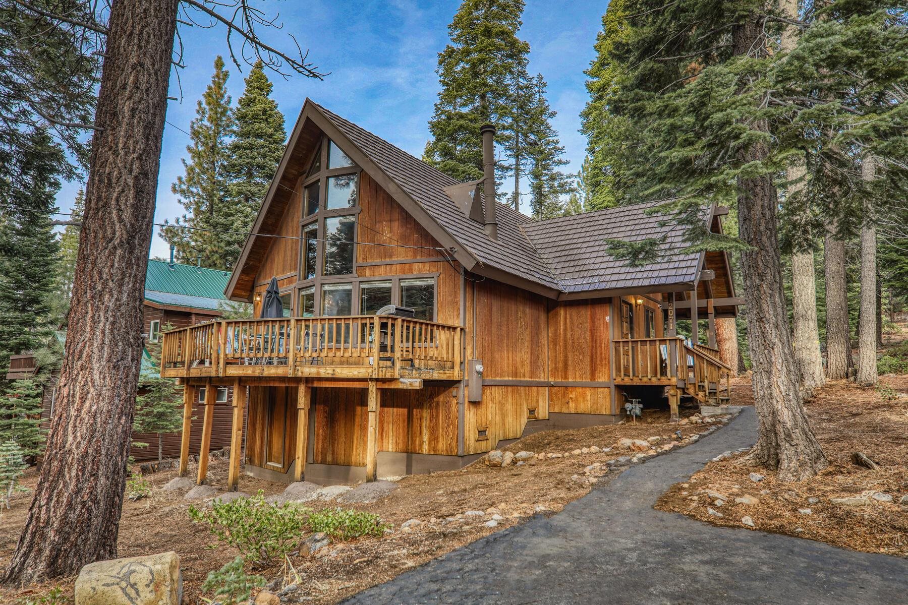 12071 Brookstone Drive Truckee CA 96161 Compass