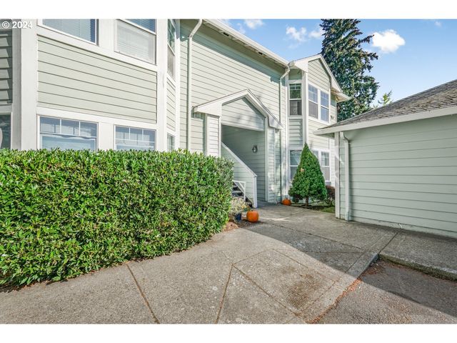 $300,000 | 21045 Southwest Alexander Street, Unit B | Aloha