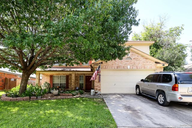 $379,900 | 14307 Markham Glen | San Antonio