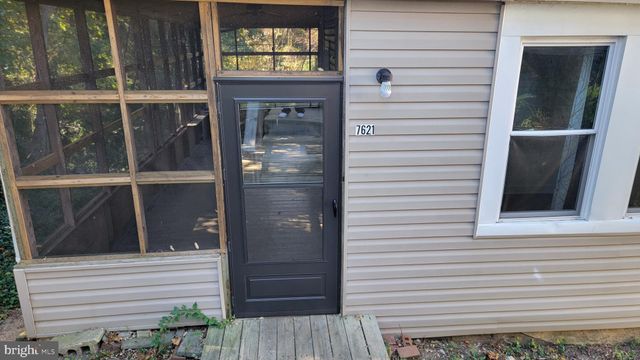 $1,550 | 7625 B Street, Unit BACK | Chesapeake Beach