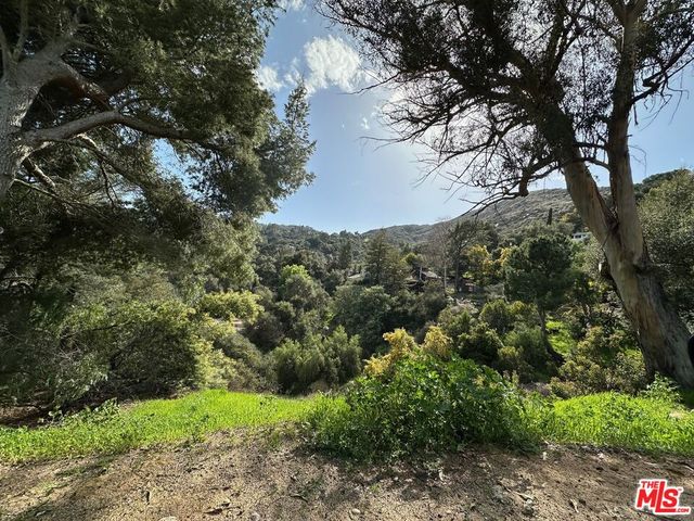 $299,000 | 19951 Valley View Drive | Topanga