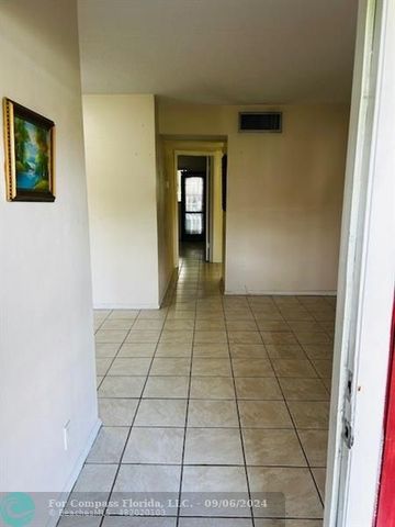 $1,900 | 1701 Northwest 46th Avenue, Unit 110 | Lauderhill