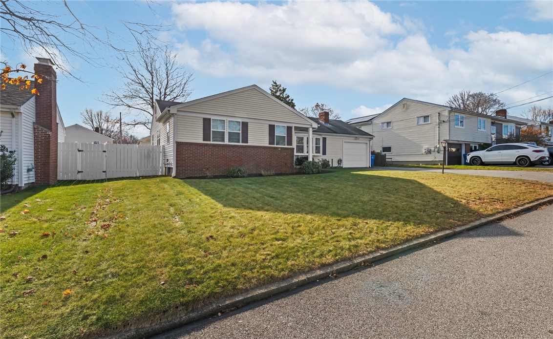 Exterior front and front yard