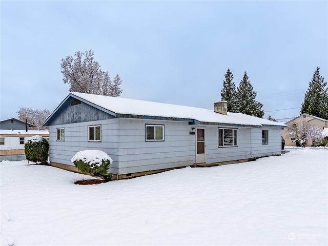 $384,900 | 1558 3rd Street Northeast | East Wenatchee