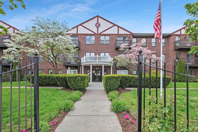 $1,650 | 47 Highland Street, Unit 208 | West Hartford