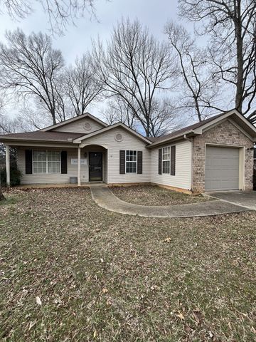 $1,700 | 4140 Pepperwood Drive | Peppertree Forest